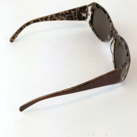 Guess Sunglasses NWOT - Picture 4 of 5